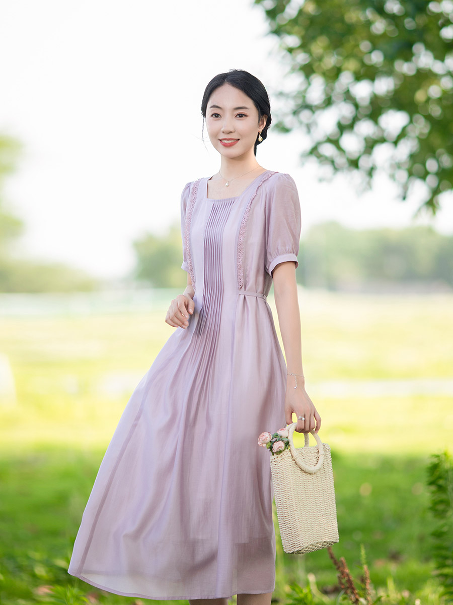 纻衣紫色方领天丝淑女连衣裙女夏季显瘦高级感2024年新款气质裙子