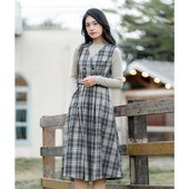 纻衣蓝色V领连衣裙女2026春秋新款 文艺格纹小众背心裙修身 中长裙