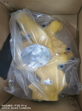 挖掘机配件 小松PC200-6 210-6 220-6小机头6D95发动机水泵冷却泵