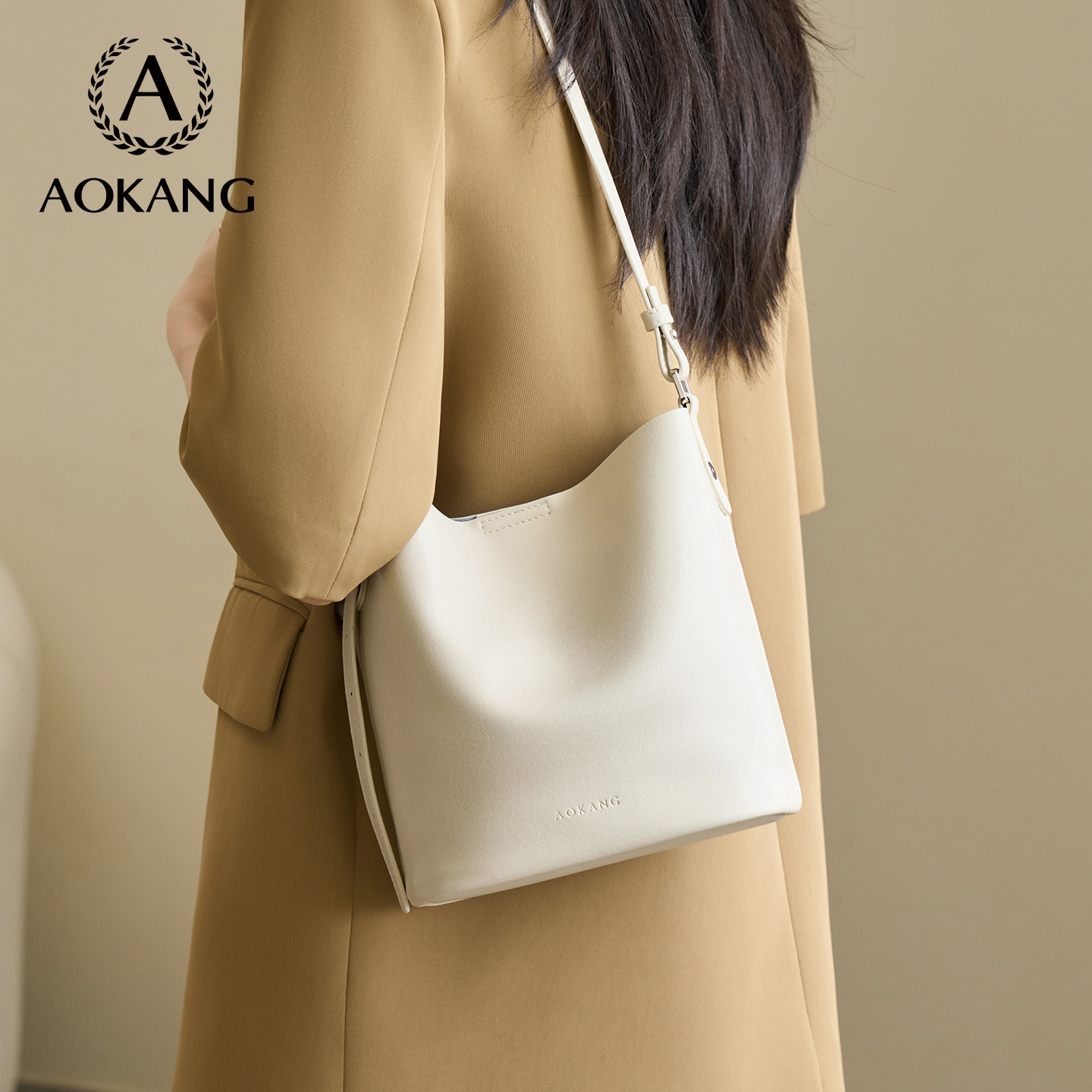 奥康水桶包2025大容量单肩包