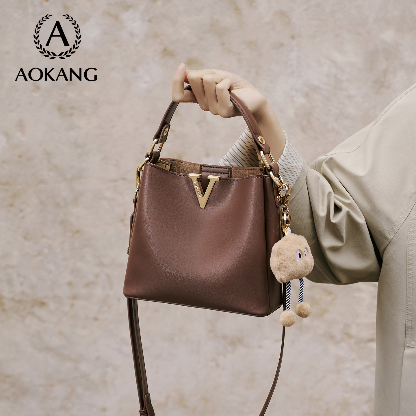 奥康水桶包2025大容量手提包