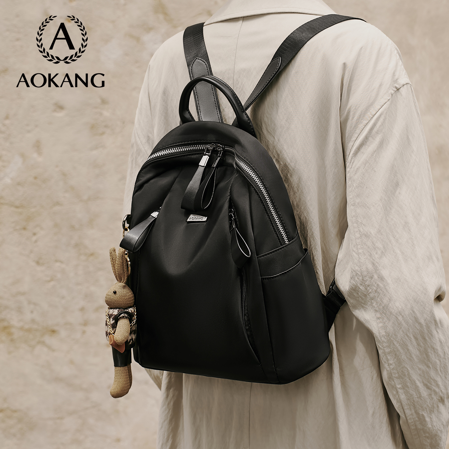 书包通勤双肩包奥康背包