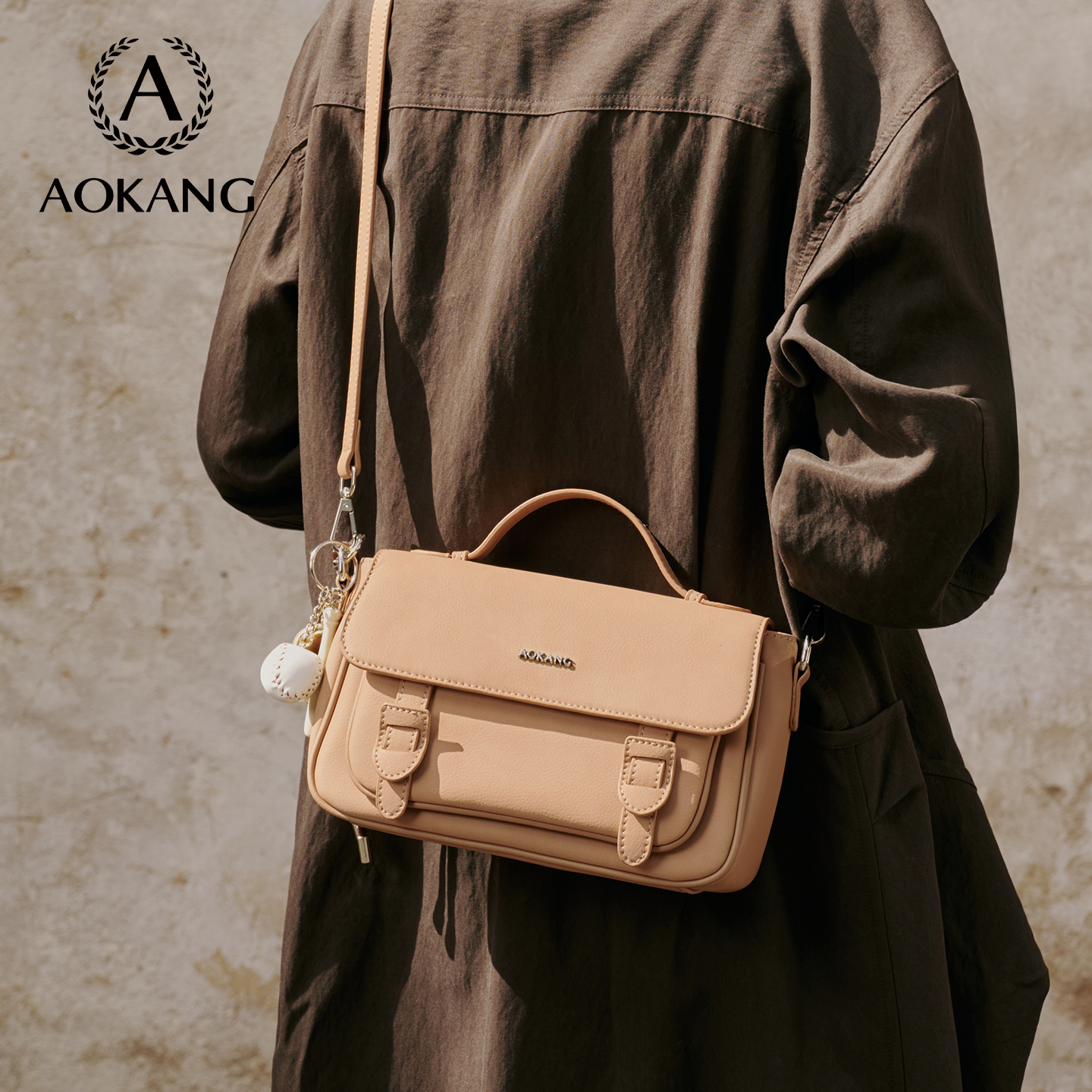 奥康邮差包2026新款手提包大容量单肩包2025通勤包女式高级斜挎包