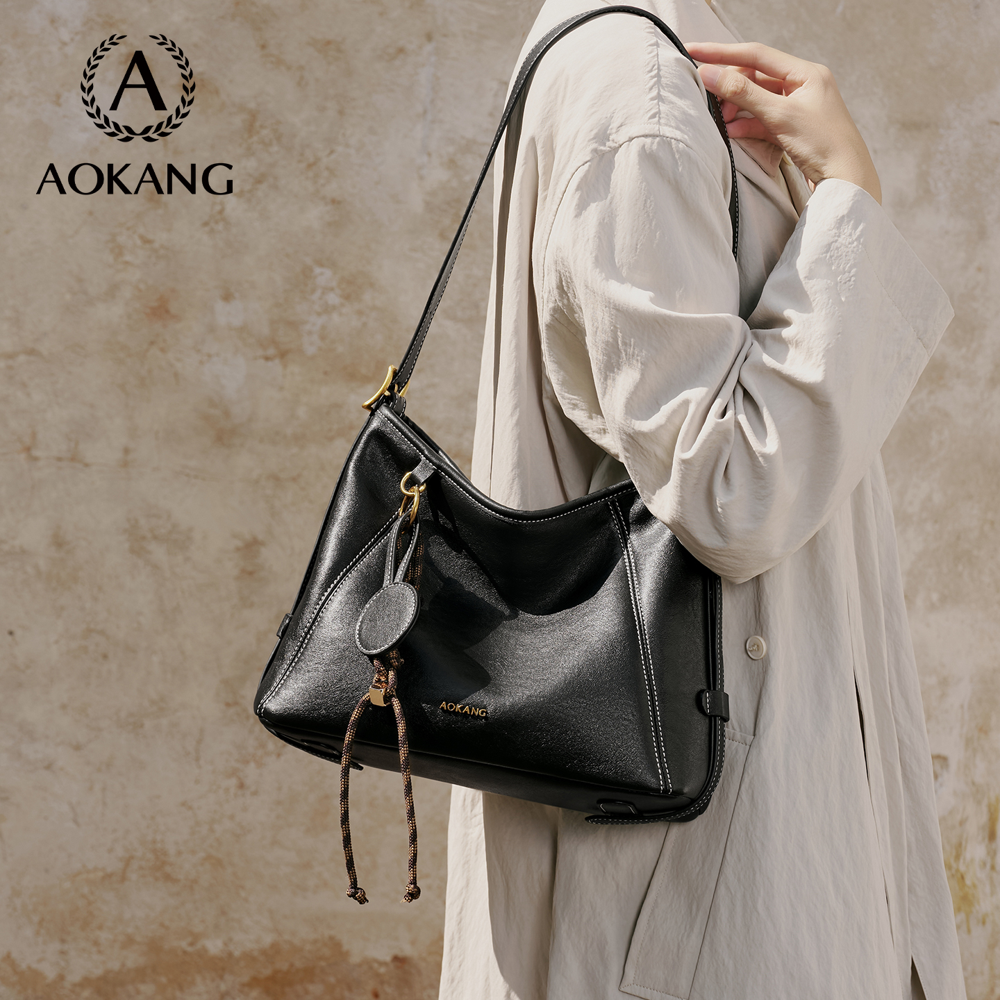 奥康玄月包大容量单肩斜挎包