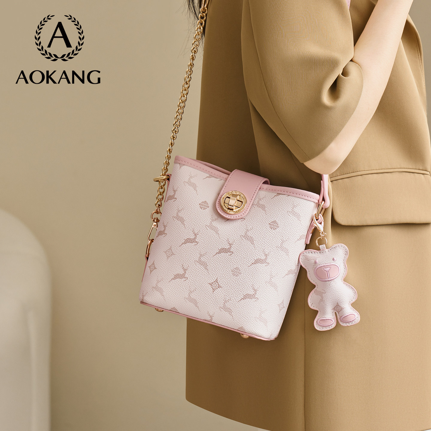 奥康水桶包2025新款包包大容量通勤女包高级感小包女式单肩斜挎包