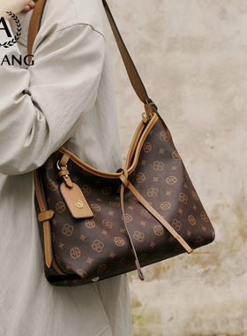 奥康通勤包女2025新款hobo单肩包大容量斜挎包2026托特包新年礼物