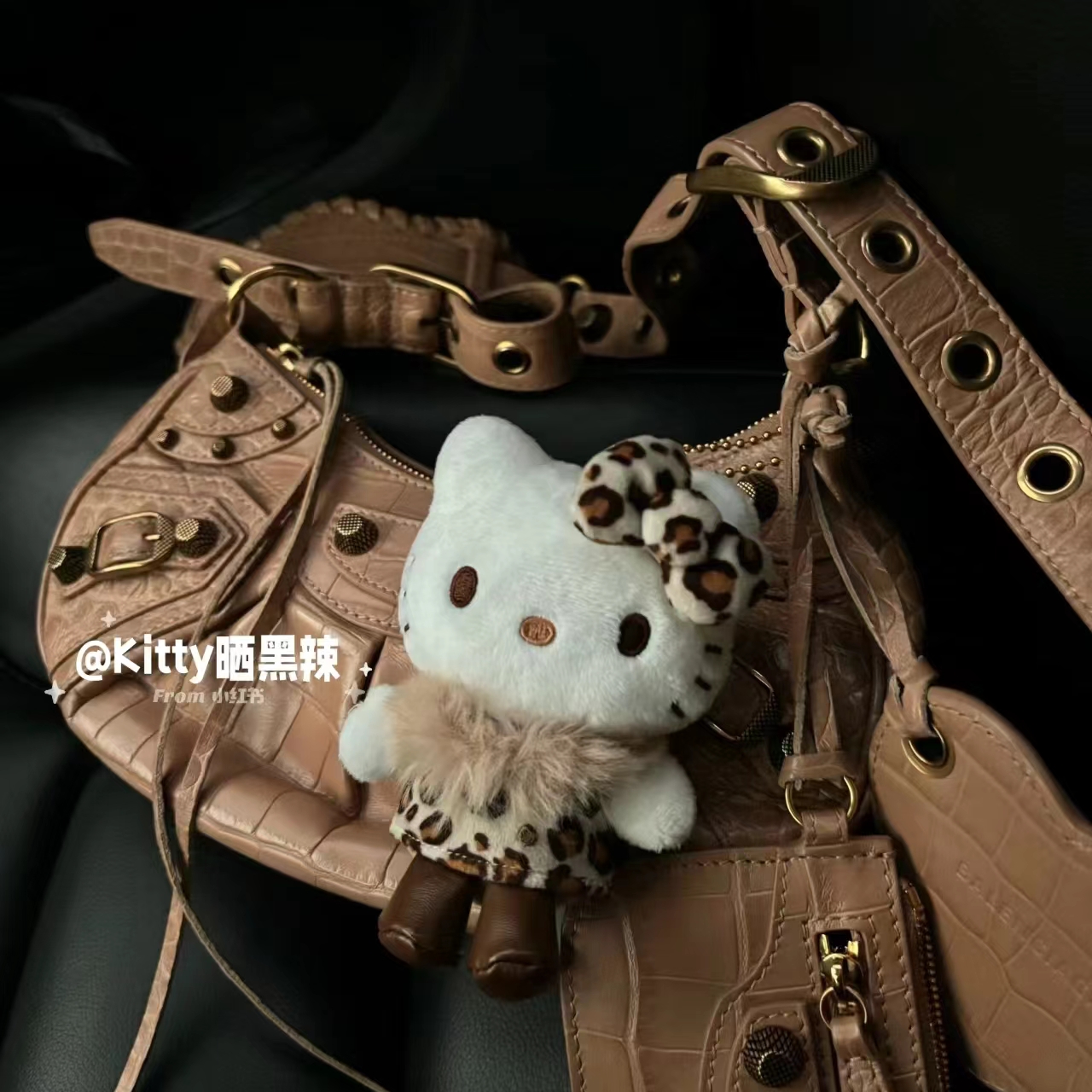 毛绒新款时髦豹纹helloki