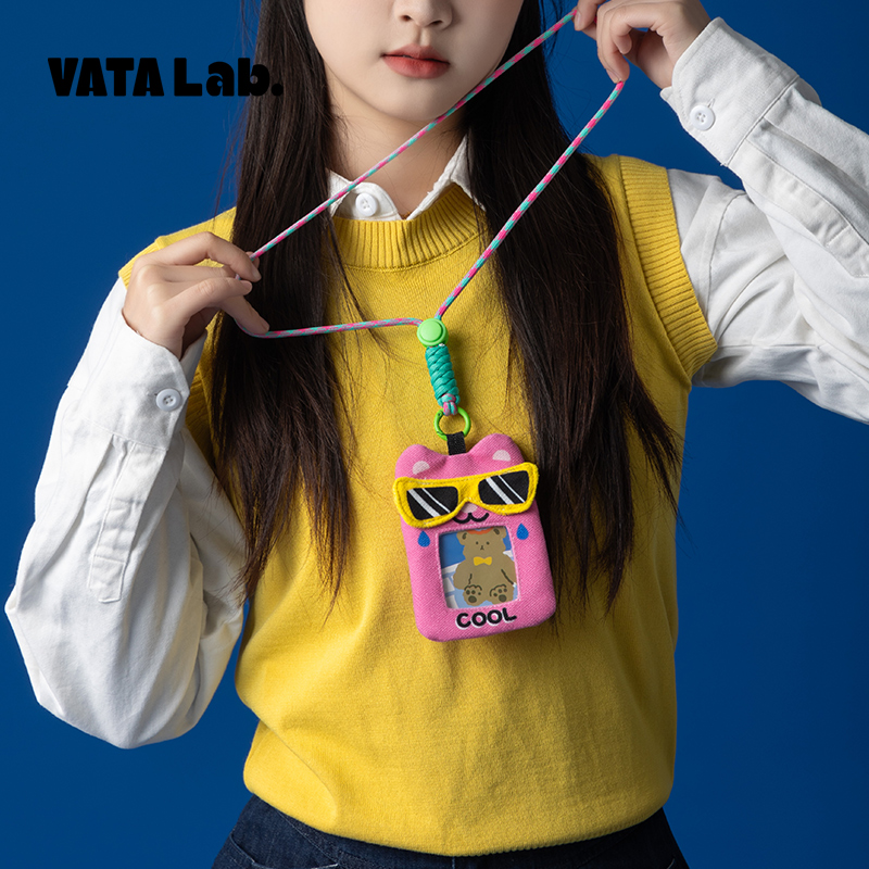 丸塔实验原创挂脖拍立得相片小卡收纳证件饭卡公交卡套PVC挂件AI