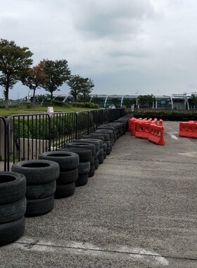 上海轮胎出租 防撞轮胎赛车场 二手轮胎出租 F1赛车场试驾车活动