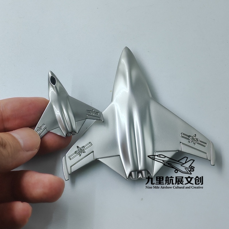 珠海航展新型中国战斗机六代机歼50东风5C爱好者收藏战斗机冰箱贴