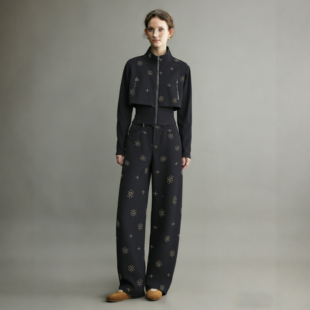 休闲两件套 高级感假两件烫钻卫衣阔腿裤 超洋气运动套装 女2026春季