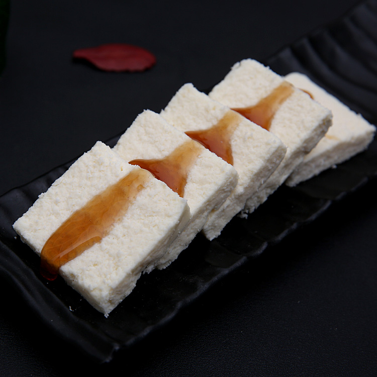 内蒙古牧民手工自制奶食品 酸甜味奶酪奶霸 原味奶豆腐