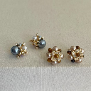 时尚轻奢法式珍珠水钻花球耳钉女小众温柔风质感简约通勤耳环耳饰