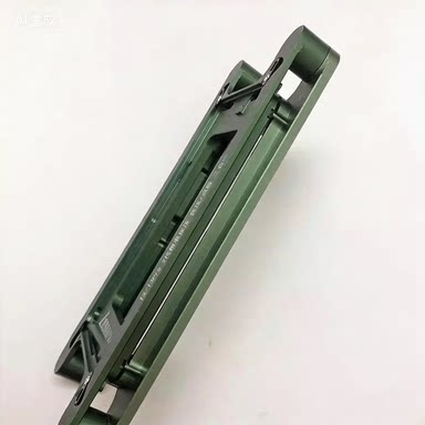 苹果磁吸支架保压点胶模具维修