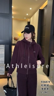 慕格轻奢品牌休闲运动套装女26年秋冬新紫色加绒连帽三条杠两件服