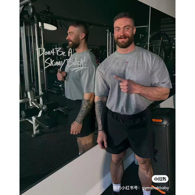 小标 GYMSHARK  ESSENTIAL 宽松松运动健身透气弹力短袖t恤