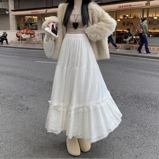 大码白色蕾丝半身裙女秋冬季毛绒a字温柔风超仙遮跨蓬蓬蛋糕长裙