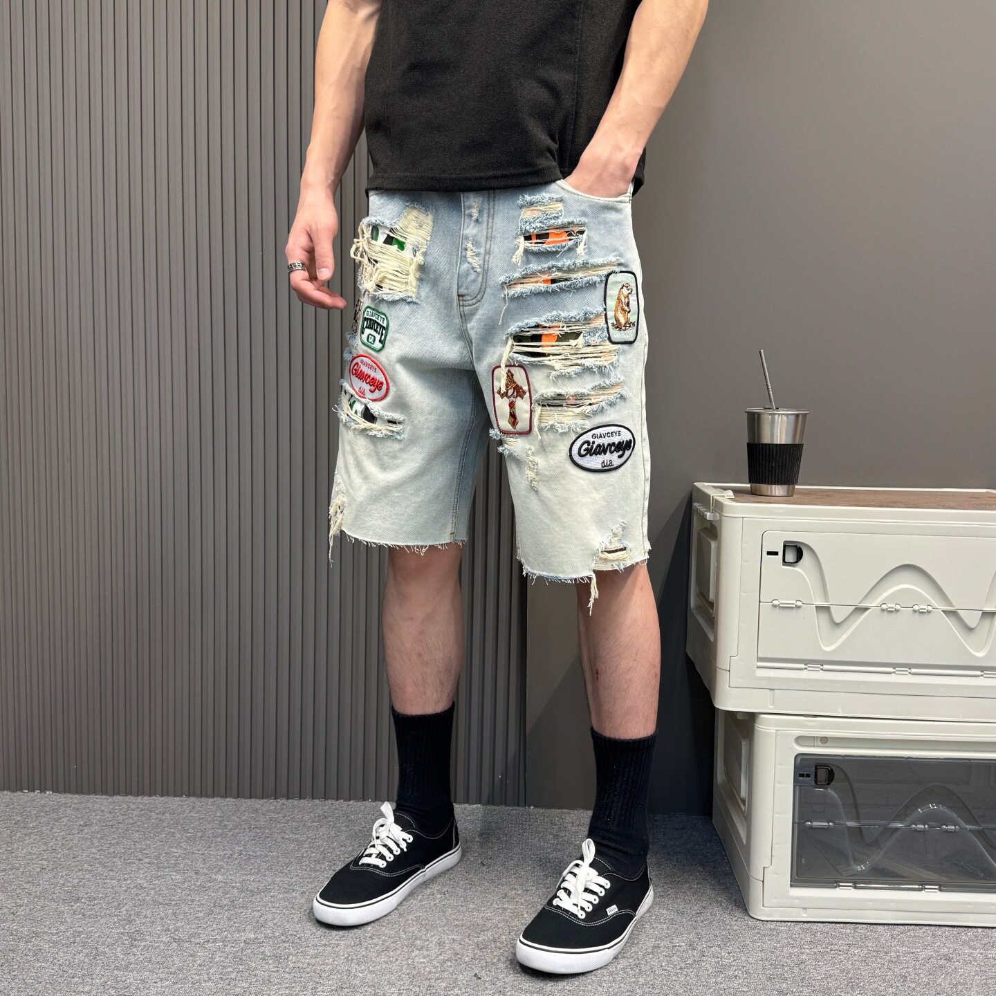 美式高街徽章刺绣牛仔短裤男女夏季小众潮牌宽松破洞乞丐五分裤子