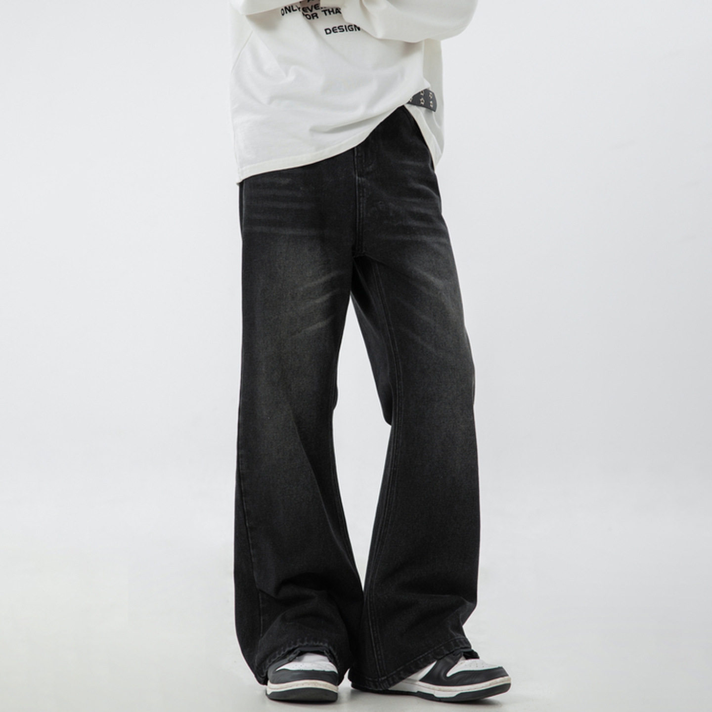 水洗复古微喇牛仔裤秋季新款质感宽松潮牌长裤子高街美式喇叭裤q