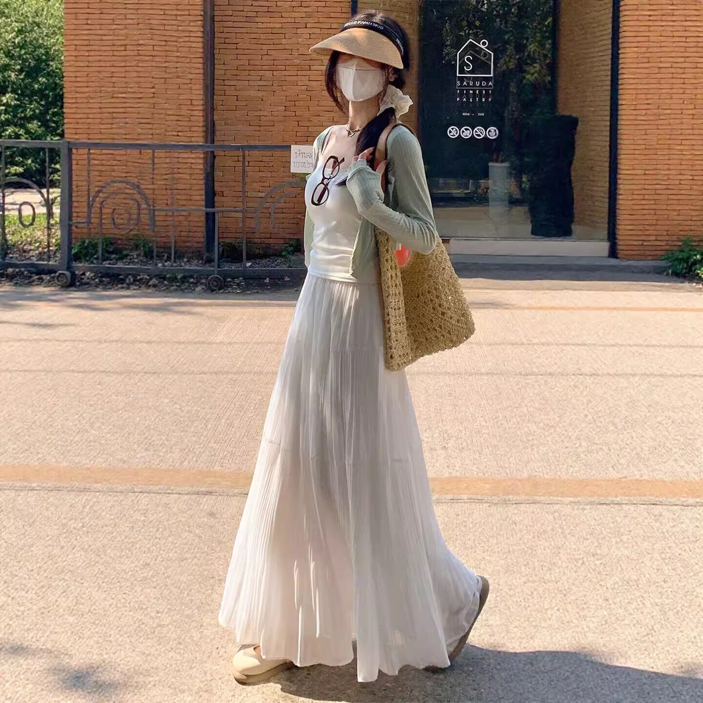 大码白色半身裙女春夏2026新款雪纺a字百褶纱裙小个子蛋糕裙长裙