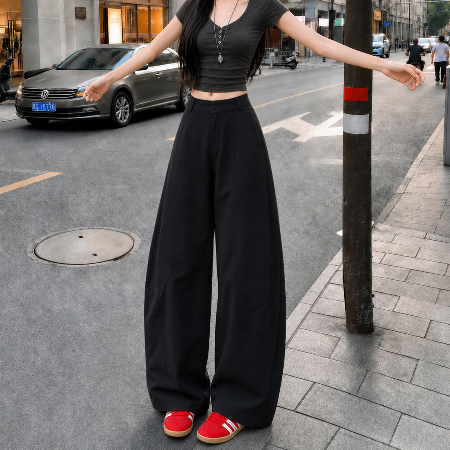 黑色弯刀工装裤女夏薄款2026新款运动休闲小个子大码宽松阔腿裤子