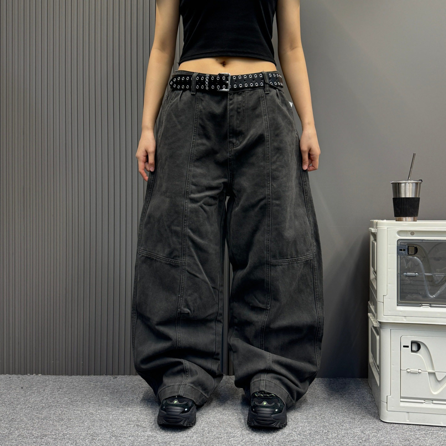 街头休闲宽松阔腿工装牛仔裤男女 新款中腰宽松显瘦直筒长裤情侣