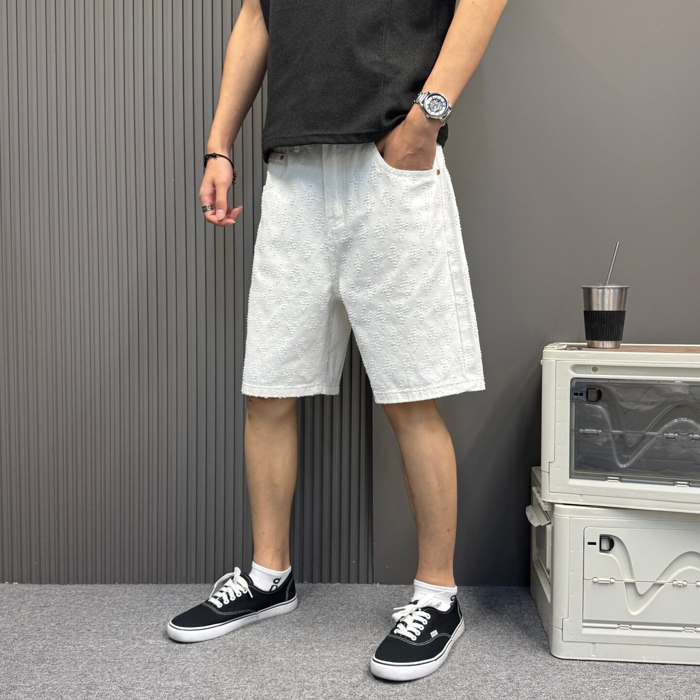 大码宽松短裤男夏季潮流勾花白色牛仔五分裤高端洗水薄款百搭中裤