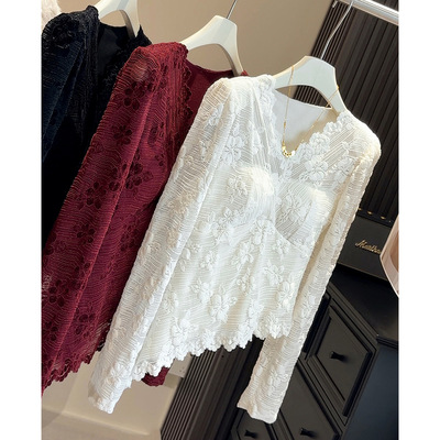 纯欲小众不规则V领蕾丝衫打底衫女秋冬新款加绒加厚百搭显瘦上衣