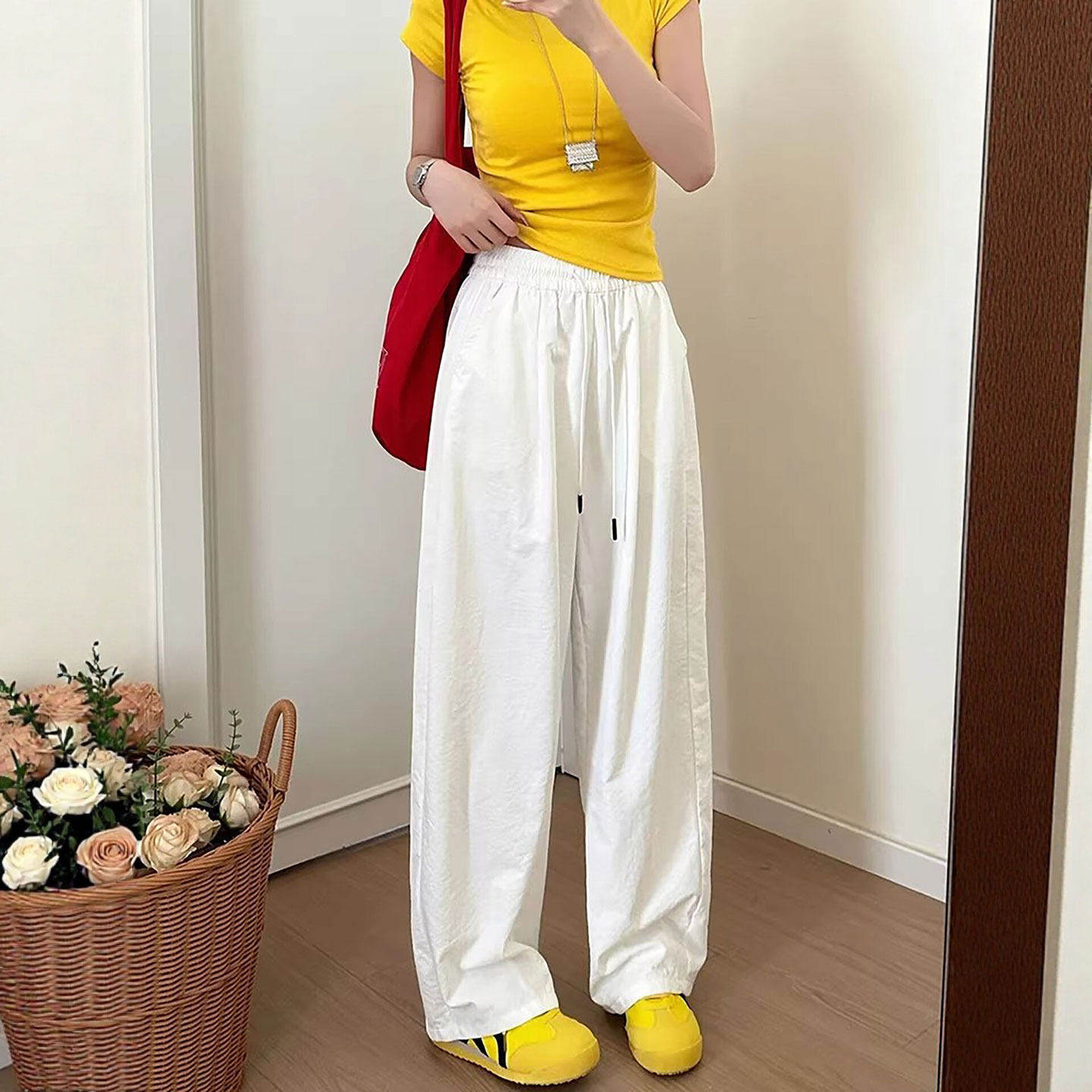 白色速干运动裤女夏季薄款高腰垂感直筒休闲小个子防晒冰丝阔腿裤