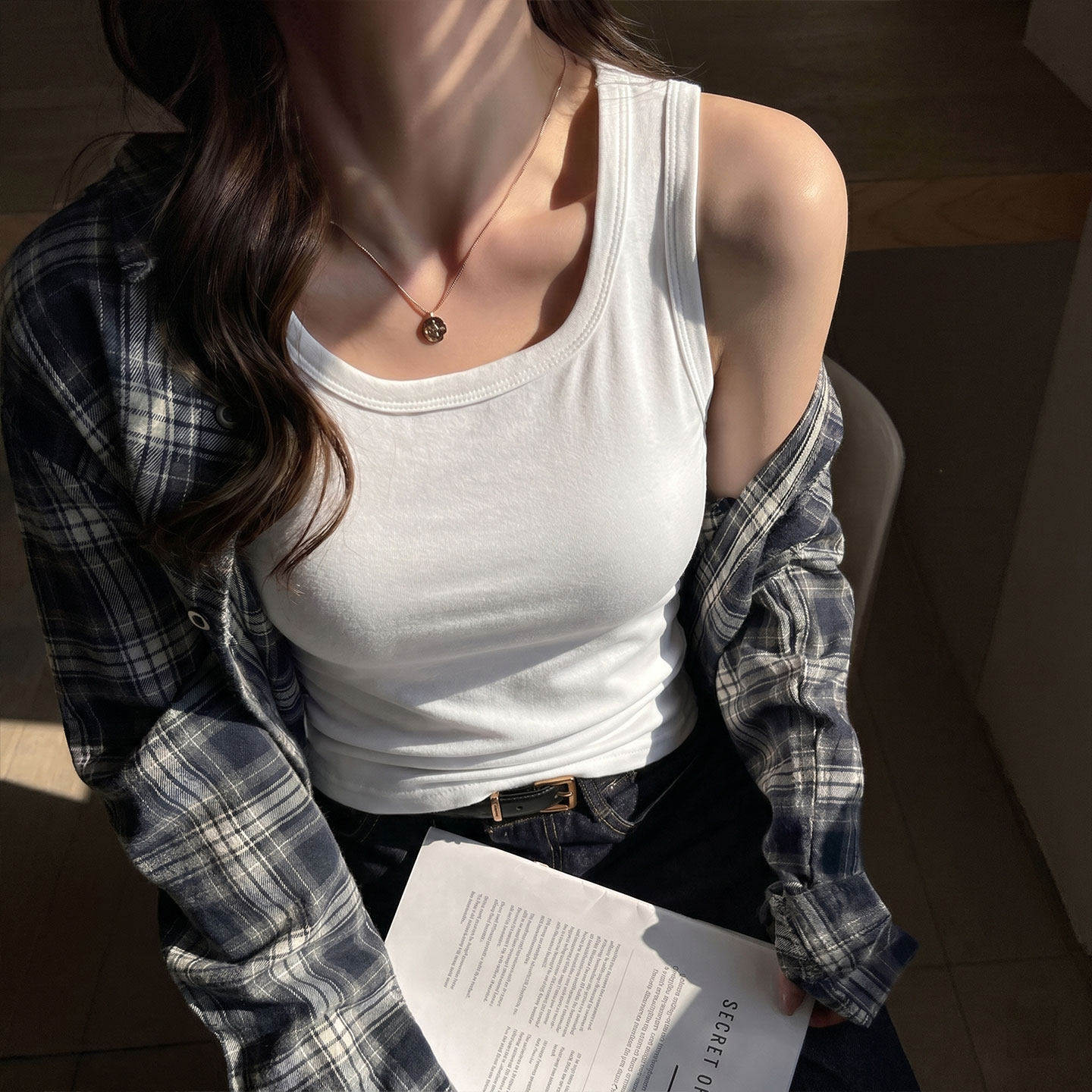 白色基础款吊带背心女夏2026新款修身显瘦气质内搭可外穿纯色上衣