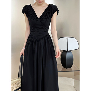 黑色连衣裙女夏季 法式 高端精致赫本气质收腰显瘦V领A字别致长裙子