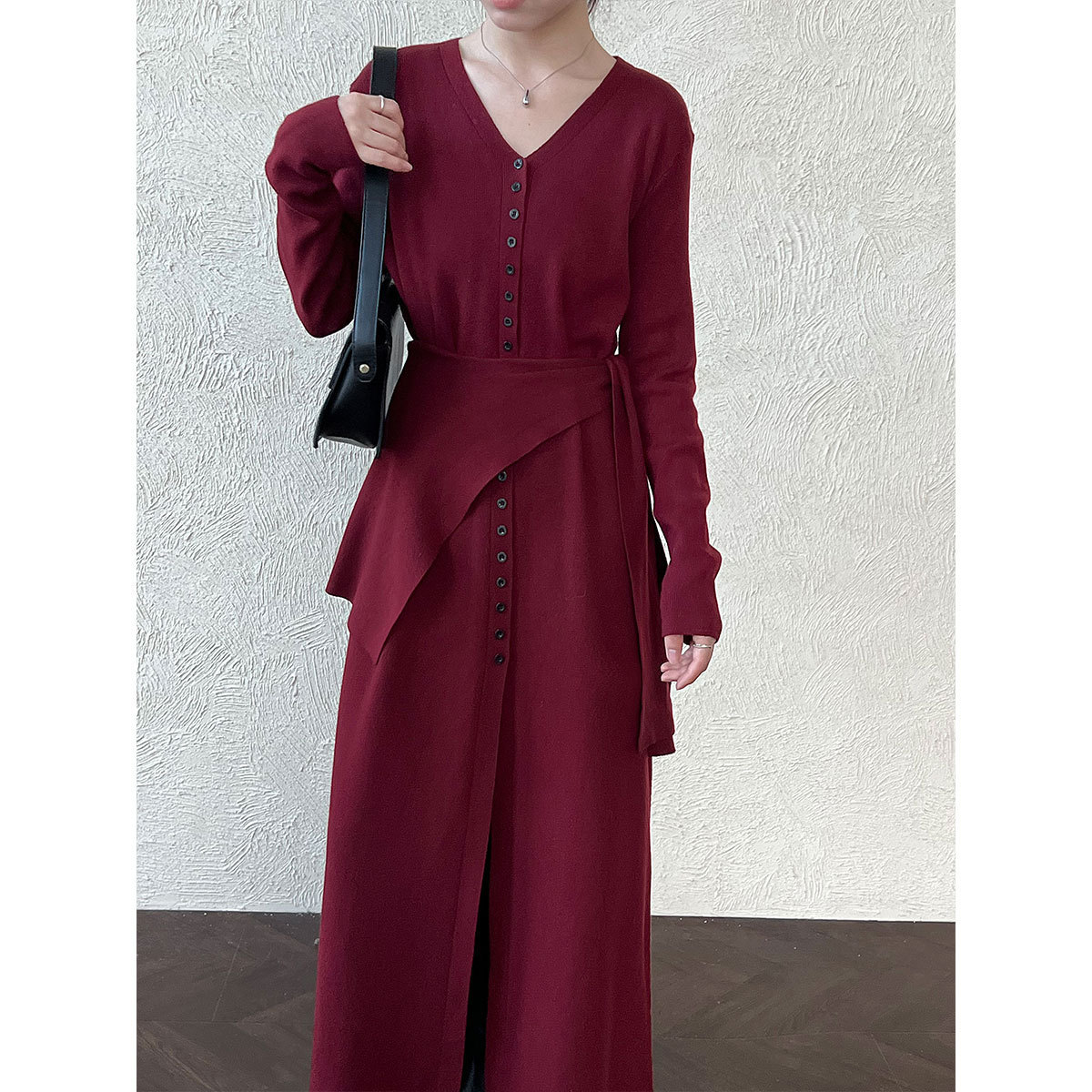 复古纯色v领长排扣针织开衫女