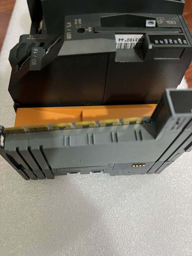全新贝加莱x20 cp1583 贝加莱plc1583 仅上过电 功能正常询价