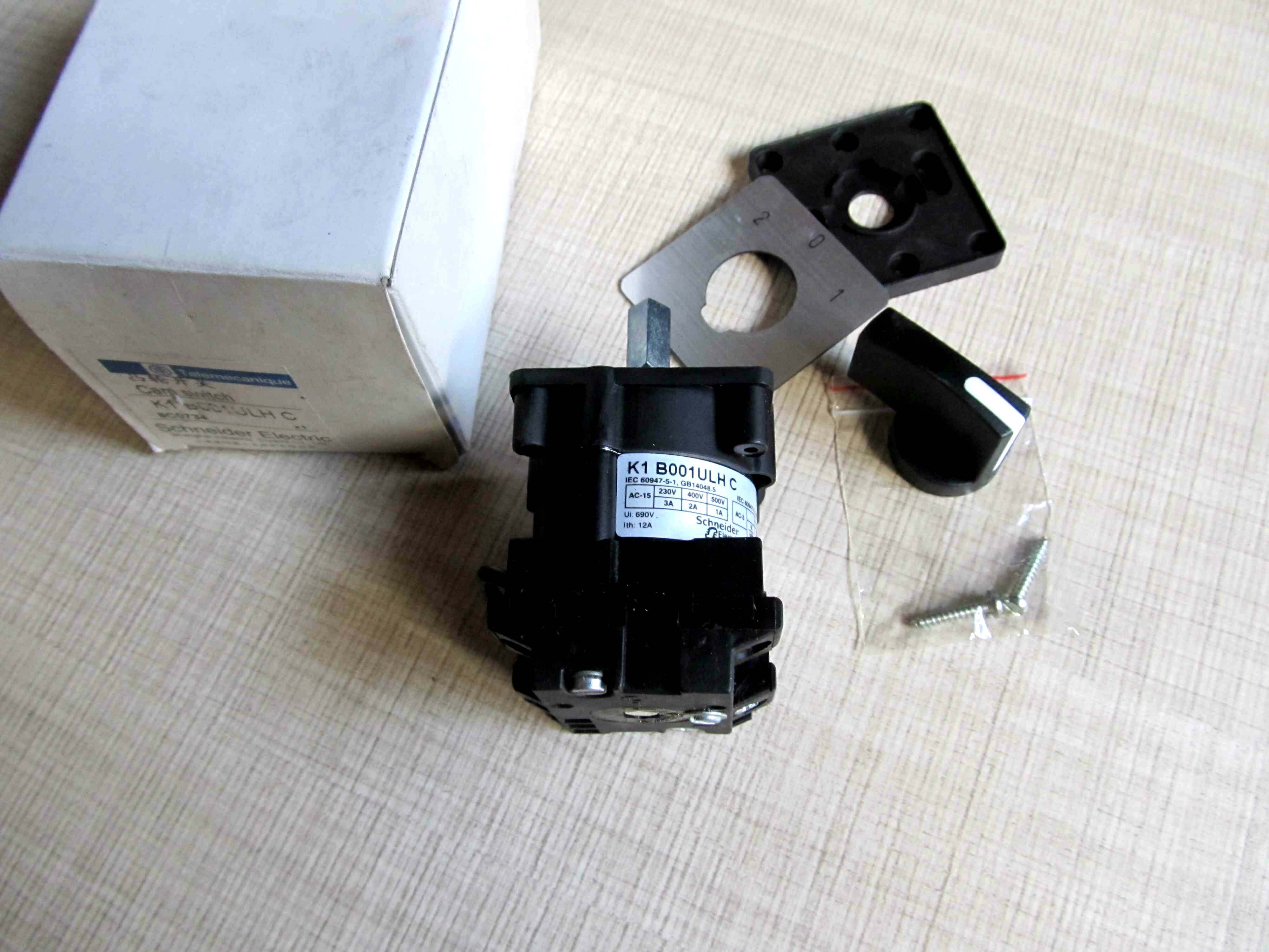 k1b001ulh c 正品施耐德 凸轮开关 转换开关 k1 b001ulhc询价