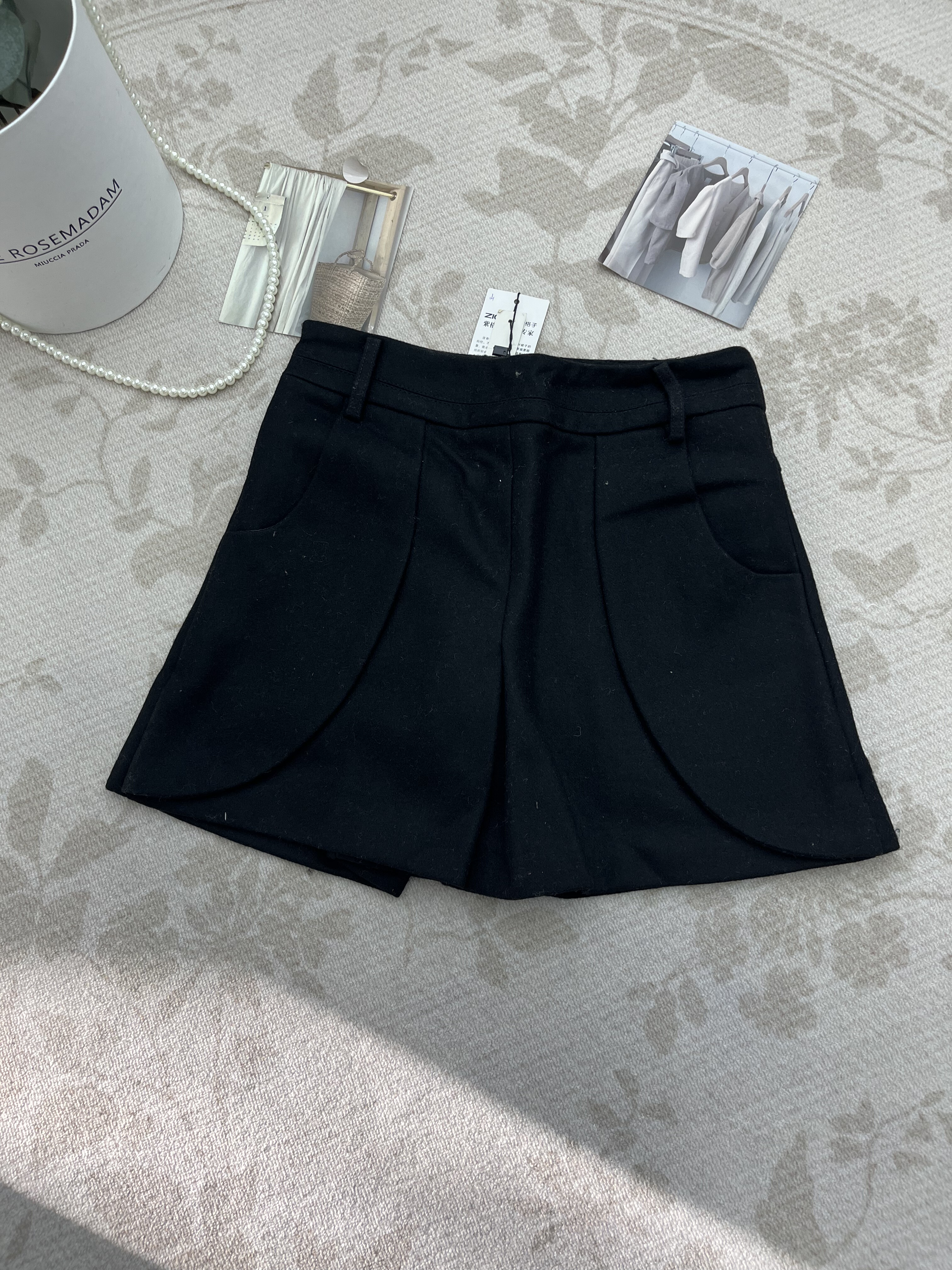 黑色呢料中腰A版显瘦短裤靴裤百搭辣妹减龄阔腿热裤款,女装/女士精品,上衣,淘宝优惠券,粉丝福利购,淘宝优惠卷