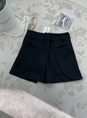 黑色呢料中腰A版显瘦短裤靴裤百搭辣妹减龄阔腿热裤款