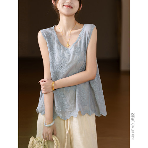 刺绣设计背心无袖T恤衫上衣