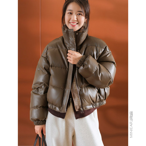 保暖百搭舒适纯色羽绒服