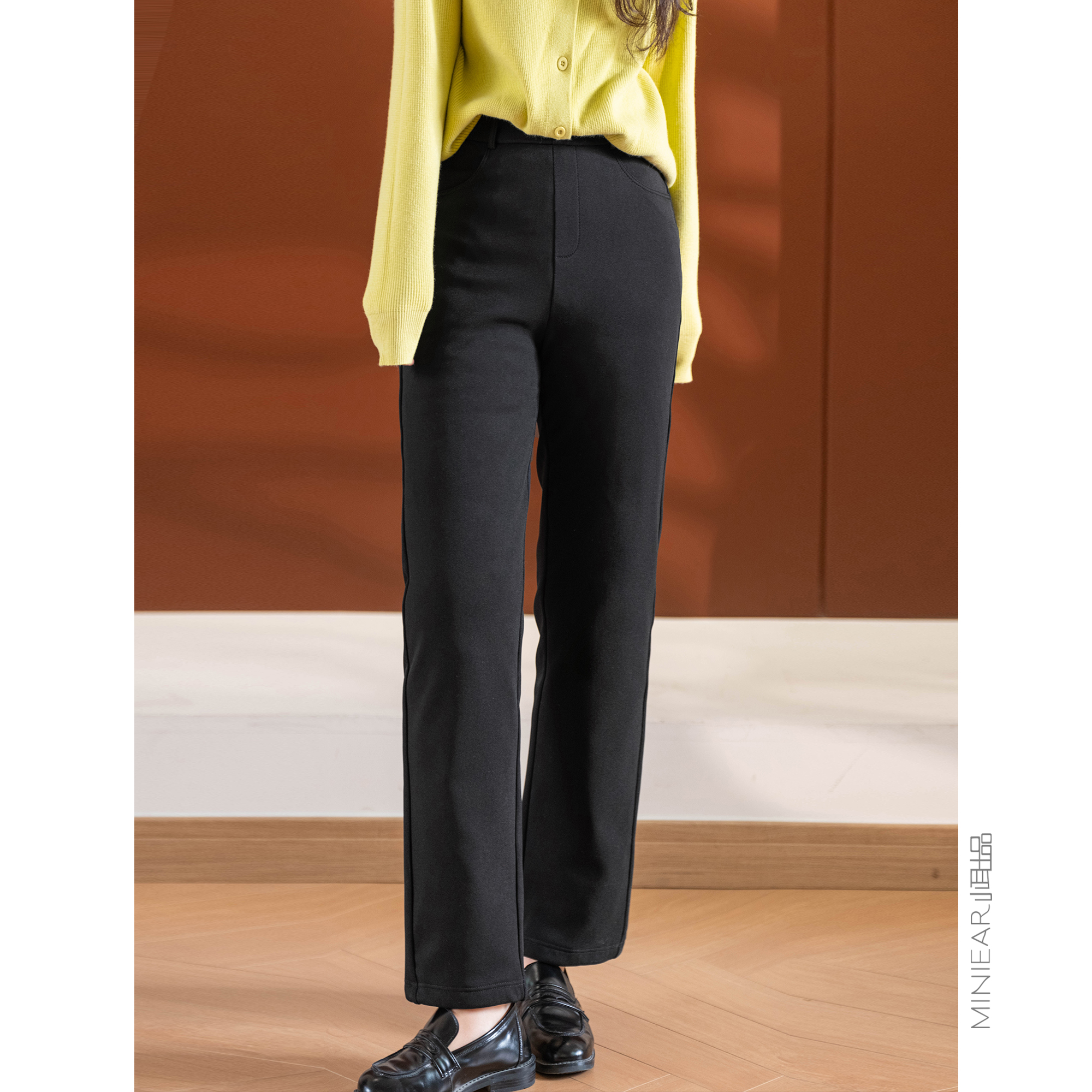 轻暖90白鹅绒黑色小直筒裤加绒