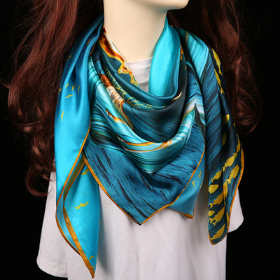 秋季100%缎面印花88厘米大方巾