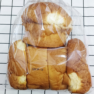 哈东农大面包老式菠萝包早餐代餐超大软营养休闲零食一袋3个600g