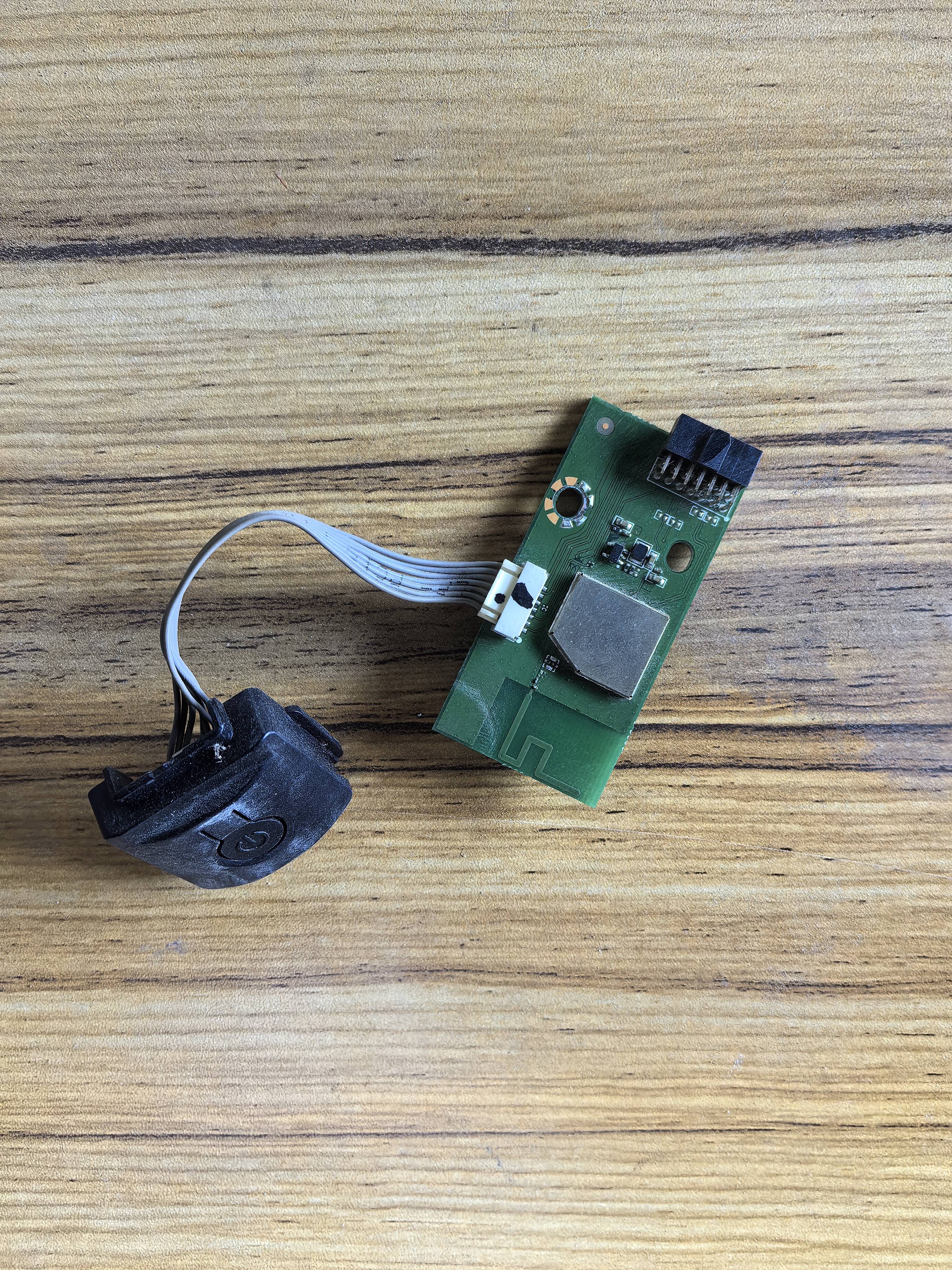 海信HZ32E35A无线网卡 接收板HIP7.820.013.V1.00 RSAG7.820.8088