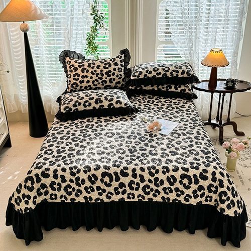 法式赫本风耐脏豹纹床盖加厚炕盖榻榻米垫子花边床单三件套四季