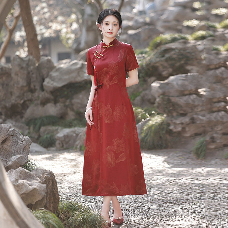 红色显瘦奥黛妈妈装国风新中式改良旗袍女高级感复古连衣裙春夏季