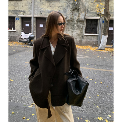 洛边原创设计款复古毛呢大衣外套