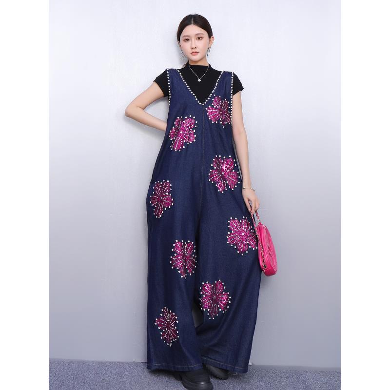 2025秋新款女牛仔连体裤宽松钉珠绣花背带长裤时尚休闲百搭减龄