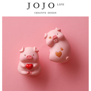 JOJO 奶丸 L.PD.Milk.冰箱貼粉豬抱愛心冰箱貼磁性磁鐵磁貼3D