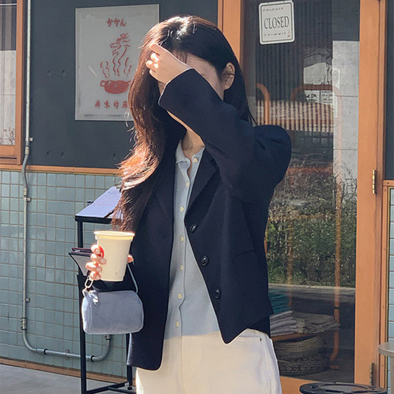百搭通勤气质直筒翻领西装外套女