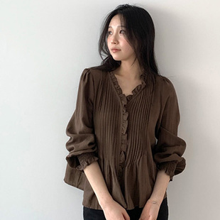 韩国代购直邮Flily春淑女百搭通勤长袖显瘦V领木耳边褶皱衬衫女