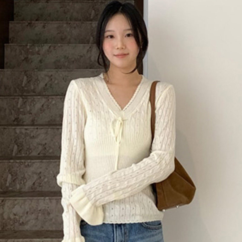 韩国代购直邮Flily春法式浪漫百搭V领长袖收腰显瘦麻花针织衫女